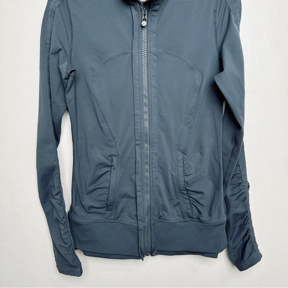 Lululemon Womens Size 6 Luxtreme Ruffle Pocket Scrunch Sleeve Jacket - Picture 5 of 15